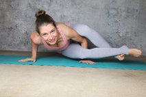NEUE WEGE Yogalehrerin Daniela Schwarz