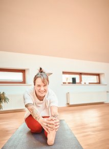 Yogalehrerin Sarah Schlifter