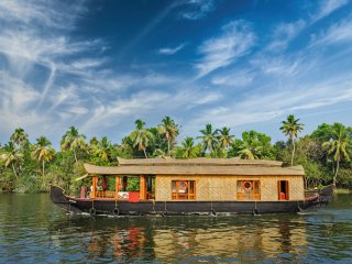 Auf einem Hausboot lässt sich am besten die Natur der Backwaters erkunden 