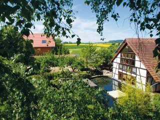 Idyllisch in die Natur eingebettet liegt das Rosenberg Gesundheits- und Kurzentrum in Birstein