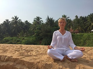 Birgit Hegemann genießt die Ruhe der Meditation im Bethsaida Hermitage