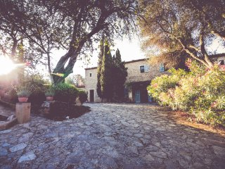 Treten Sie ein in die Finca Son Mola Vell und genießen Sie eine Woche voller Yoga