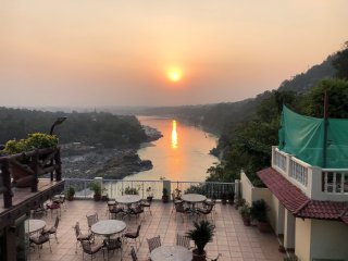 Sonnenuntergang über dem Ganges 