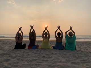 Wundervolle Sonnenuntergänge am Strand von Goa