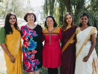 Erleben Sie eine authentische Ayurveda-Kur unter Anleitung von zwei Ayurveda-Ärztinnen. 