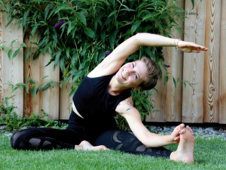 NEUE WEGE Yogalehrerin Linda Kirchgessner