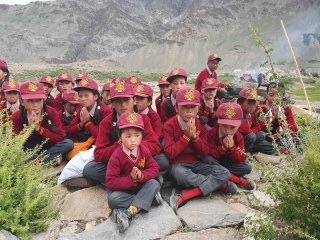 Kinder der Jamyang Ling Schule in Reru 
