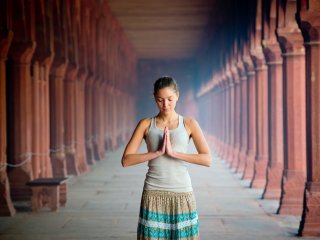 Meditieren Sie in den Tempeln