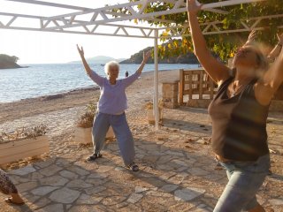 Sampada Yoga gemeinsam mit Ursula Lyon erleben 