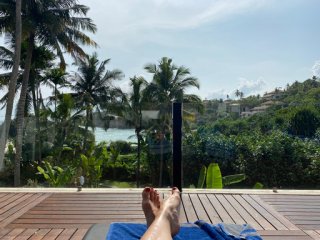 Entspannt die Aussicht vom Ayurvie Weligama Resort genießen