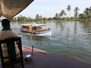 Ein Must-Do: Eine Bootstour durch Keralas Backwater
