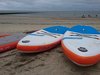 Der breite Strand Baltrums lädt ein zu lange Spaziergänge oder zum SUP-Yoga