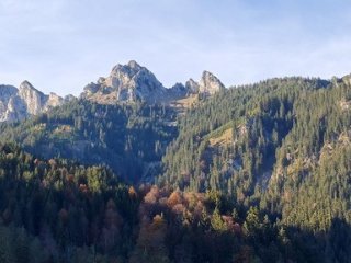 Genießen Sie den Ausblick auf die Tiroler Bergwelt