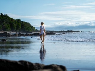 Strandspaziergang beim Ylang Ylang Resort