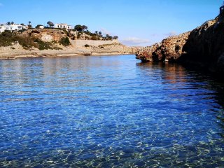Genießen Sie das kristallklare Meer auf Mallorca