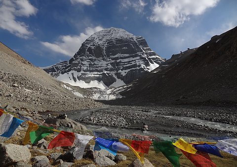 Machen Sie sich auf zu einer der wichtigsten Pilgerziele überhaupt - dem Berg Kailash