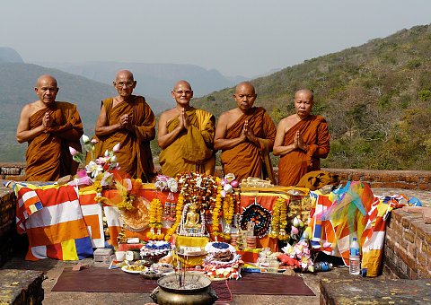 Buddhismus Pilgerreise Gruppenreise Indien Bodhgaya Rajgir