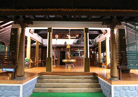 Typisch keralesischer Stil erwartet Sie bei Ihrer Ayurvedakur im Athreya Ayurvedic Centre in Indien