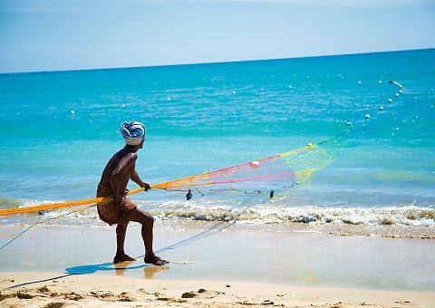 Fischerei am Strand beobachten