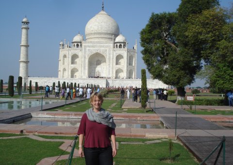 Petra Holz am Taj Mahal