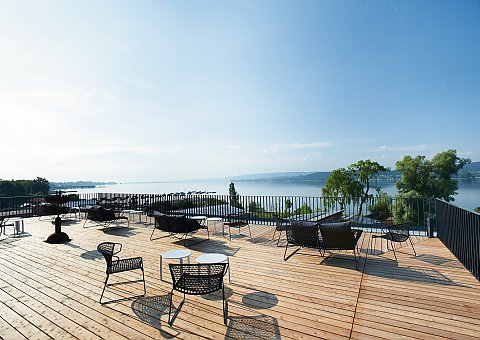 Von der Skylounge aus haben Sie einen wunderschönen Blick über den Bodensee