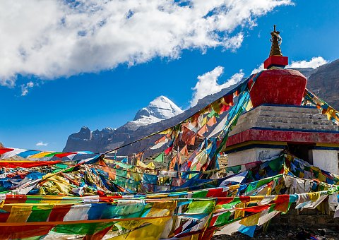 Tibets Trekking Pfade bieten einen einzigartigen Blick auf die Gipfel des Himalaya und den heiligen Berg Kailash