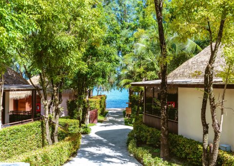 Das Resort Tup Kaek verfügt auch über luxuriöse Bungalows 