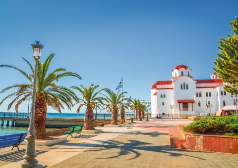 Orthodoxe Kirche an der Promenade von Paralia