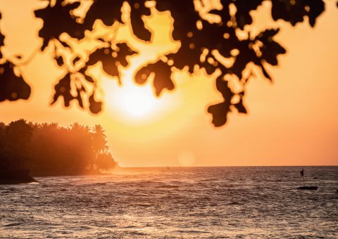 Erleben Sie traumhafte Sonnenuntergänge auf Bali