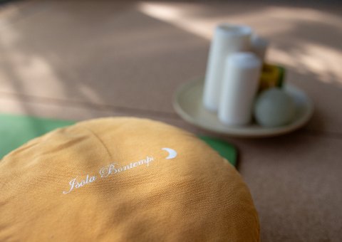 Der Yoga-Raum in der Villa Garulli lädt Sie zum Yoga üben ein