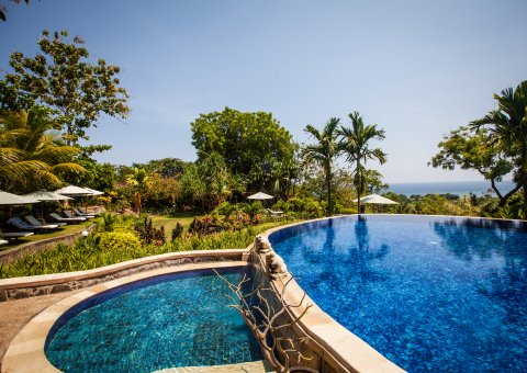 Am Pool des Zen Resort gewinnen Sie neue Energie 