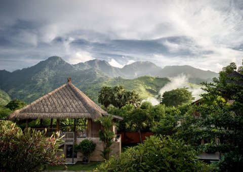Der Ausblick von den Zimmern auf die Berge Balis