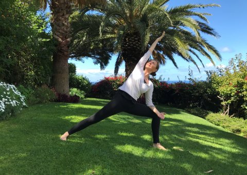 NEUE WEGE Yogalehrerin Cornelia Köster