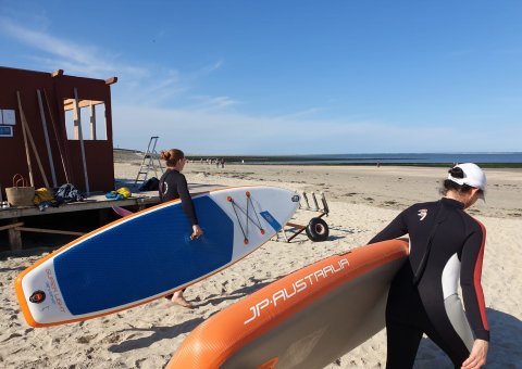 Probieren Sie doch mal Stand-Up-Paddling in der Nordsee