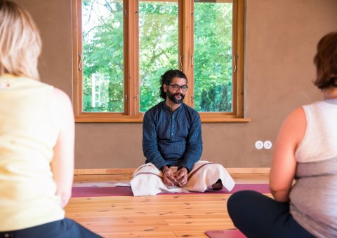 Wertvolle Erfahrungen bei Meditation und Atem-Praxis sammeln
