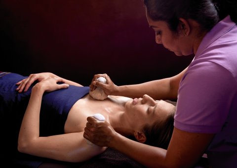 Heilsame Ayurveda Anwendungen für Ihre Gesundheit