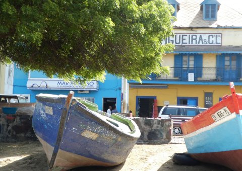 Strandpromenade der Stadt Mindelo auf der Insel São Vicente