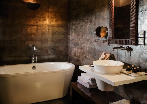 Das luxuriöse Badezimmer der Thaulle Suite 