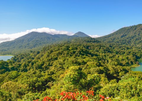 Wanderung zu den Zwillings-Seen: Tamblingan und Buyan