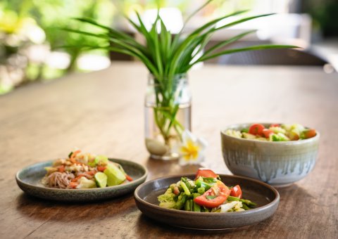 Probieren Sie das frische Essen im Samahita