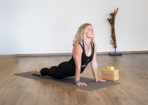 Yogalehrerin Aurelia Ueberschuss