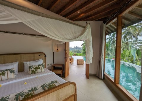 Villa mit großzügigem privatem Pool