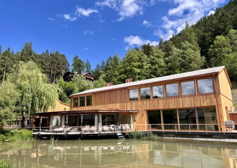 Entspannen Sie im großzügigen SPA