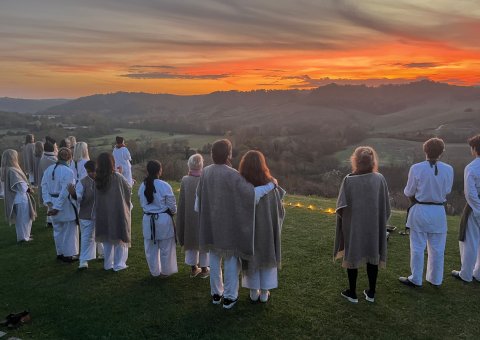 Gemeinsam mit Gleichgesinnten den Sonnenuntergang genießen