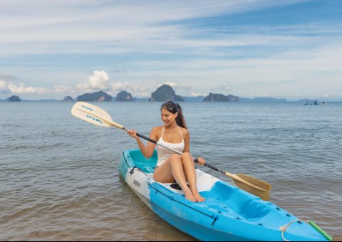 Ein Ausflug mit dem Kajak und die Region Krabi erkunden