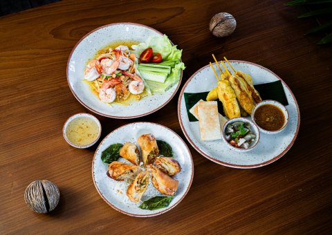 Die thailändische Küche verwöhnt Sie mit frischen Fisch und lokalen Spezialitäten
