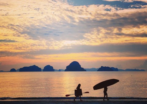 Die Region Krabi hat viel zu bieten: Schnorcheln, Kajaken oder ein Ausflug zum Tigerhöhlen Tempel 