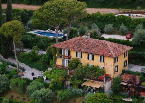 Willkommen in der Villa Schindler