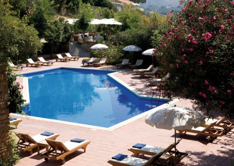 Entspannung am Pool