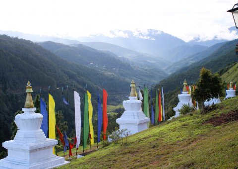 Wunderschöne Aussicht vom Nonnenkloster in Punakha
